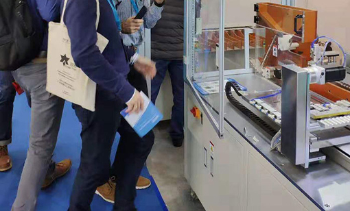 電池點(diǎn)焊機(jī)具有哪些操作規(guī)定？